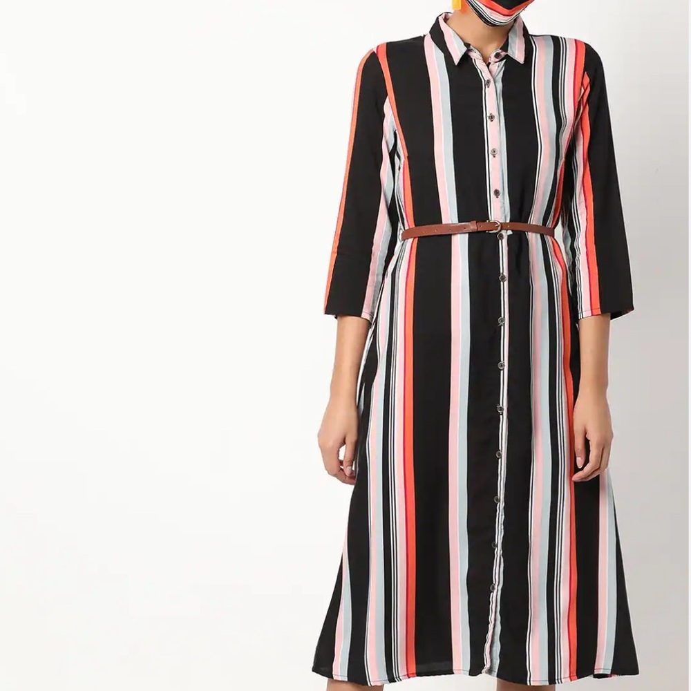 Women’s Multicolor Stripe Button Front Midi Dress. Size Large